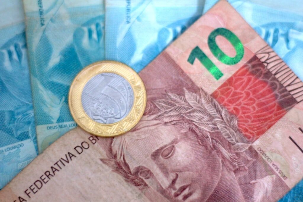 Pendência com fiscalização: o que significa e como resolver