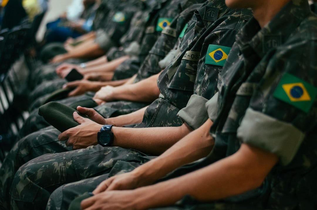 Terno Militar Verde Dos Homens Zn9zmcVczzg